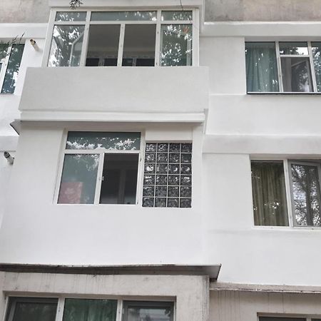 شقة Ria & Mihai Apartament Galati المظهر الخارجي الصورة